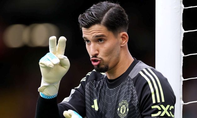 Manchester United Lepas Altay Bayindir Demi Rekrut Kiper Baru