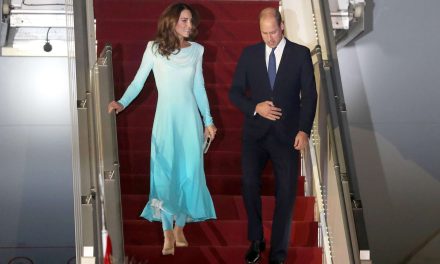 Pangeran William Dan Kate Middleton Kunjungi Pengungsian