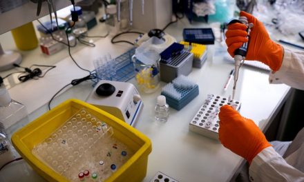 Ilmuwan Oxford Uji Coba Vaksin Kanker Kulit mRNA Pada Manusia
