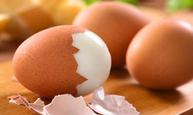 Trik Kupas Telur Rebus Cepat Dan Rapi Cukup Dikocok