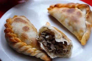 Uniknya Empanadas Mendoza Argentina Isi Daging Dan Zaitun