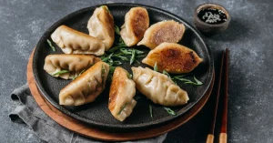 Jiaozi Kukus Tiongkok: Pangsit Daging Dan Kol Berbalut Cuka