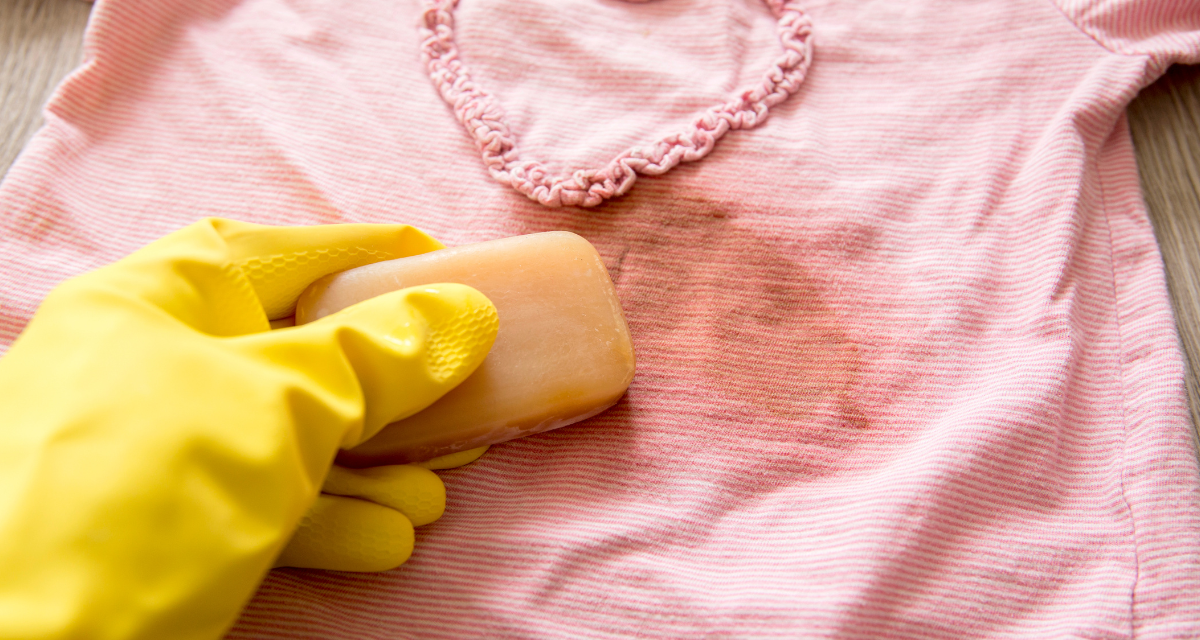 Solusi Atasi Noda Getah Di Baju Pakai Mentega Atau Margarin