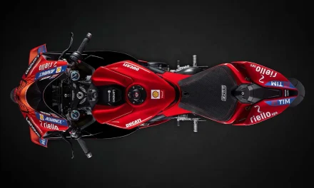 Ducati Panigale V4 R 2027 Usung Aerodinamika Winglet Carbon