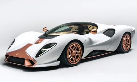 De Tomaso P72 V8 Supercharged Uji Sasis Karbon Monokok
